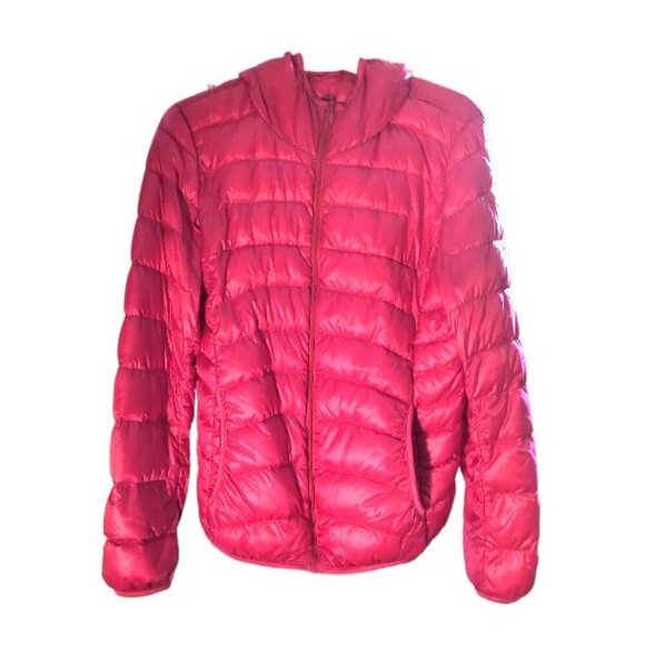 NWOT Uniqlo Packable ULTRA LIGHT DOWN PARKA Hooded in Hot Pink SOLDOUT ONLINE! - Picture 5 of 16
